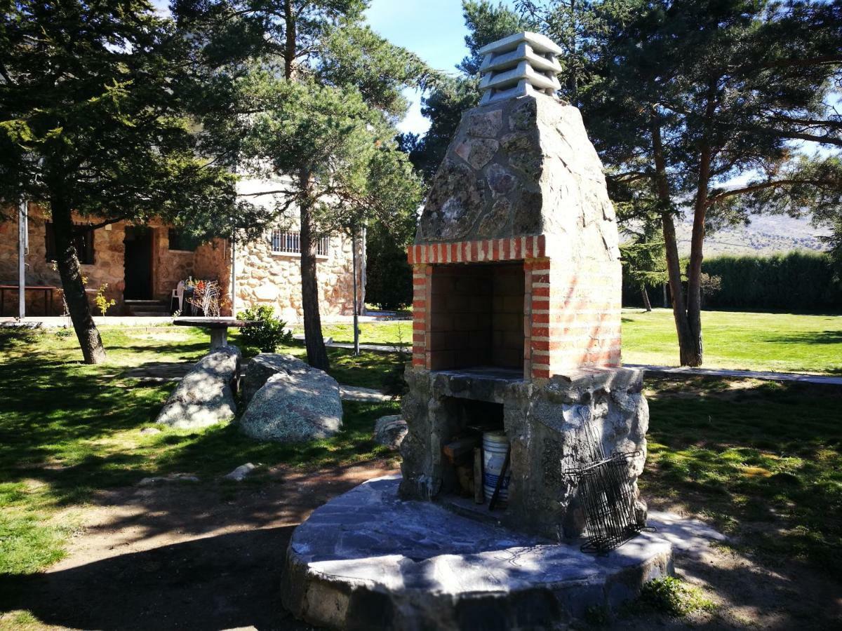 Los Acebos Otero de Herreros Bagian luar foto